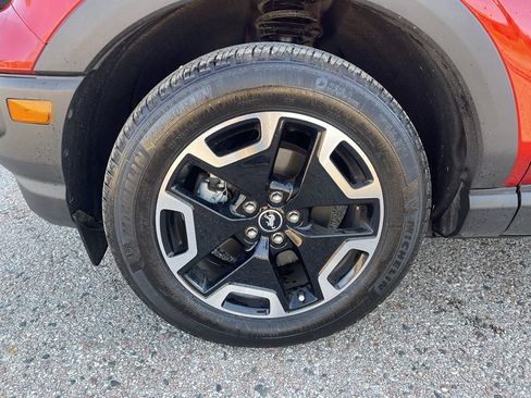 Used 2023 Ford Bronco Sport Outer Banks w/ Tech Package image 2