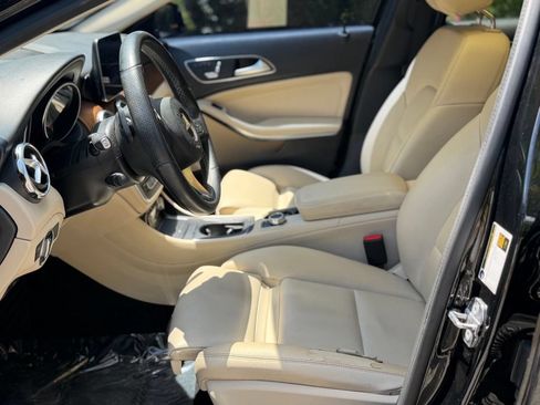 Used 2019 Mercedes-Benz GLA 250 image 10
