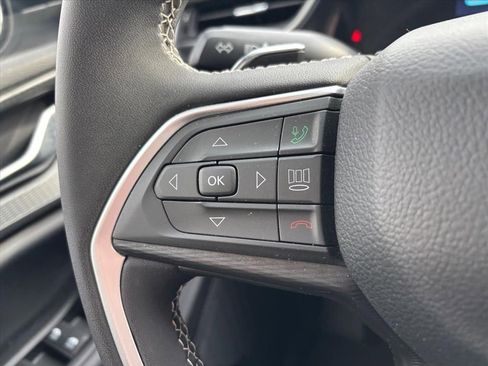 Used 2023 Jeep Grand Cherokee L Laredo w/ Trailer Tow Group (B) image 17