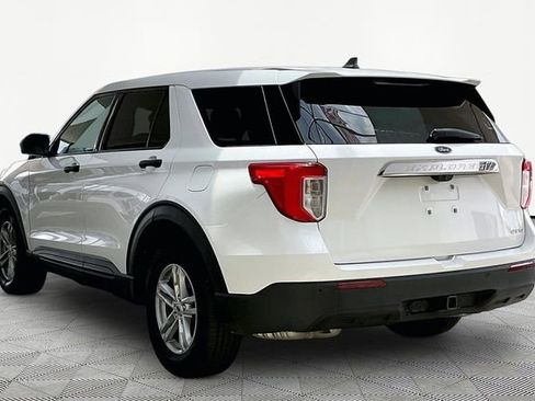 Used 2022 Ford Explorer 4WD w/ Class IV Trailer Tow Package image 4