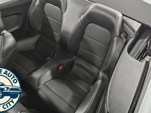 Used 2022 Ford Mustang Premium RWD image 27