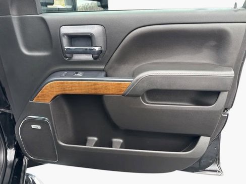 Used 2019 Chevrolet Silverado 2500 LTZ w/ Duramax Plus Package image 13