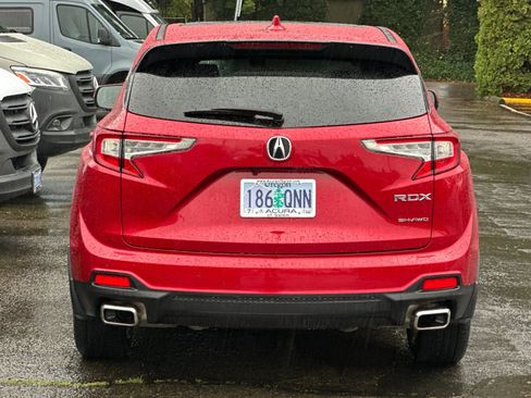 Used 2025 Acura RDX w/ Technology Package image 4