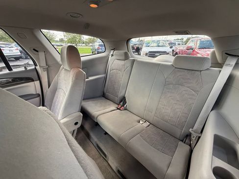 Used 2014 Buick Enclave Convenience FWD image 15