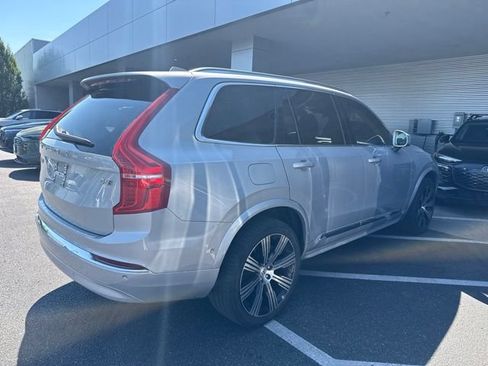 Used 2023 Volvo XC90 B6 Ultimate w/ Protection Package Premier AWD/4WD image 4