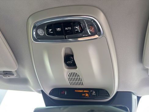 Used 2019 Volvo XC90 T5 Momentum w/ Multimedia Package image 27