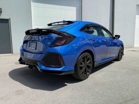Used 2018 Honda Civic Sport image 6