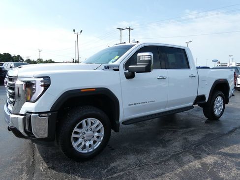 Certified 2024 GMC Sierra 2500 SLT AWD/4WD image 9