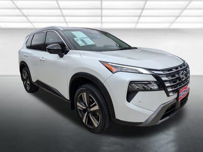 Used 2025 Nissan Rogue SL w/ SL Premium Package