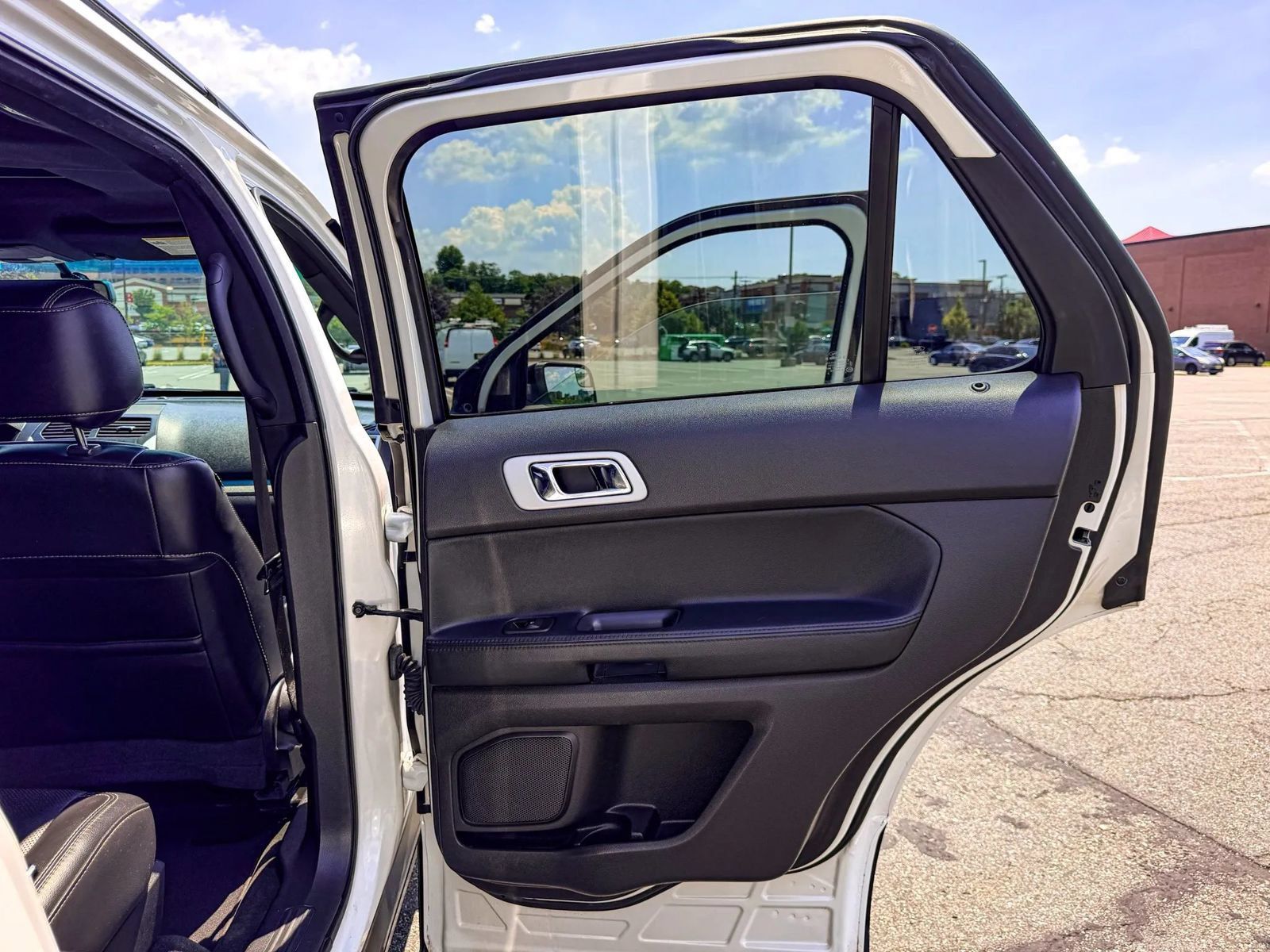 Used 2014 Ford Explorer Sport AWD/4WD image 12