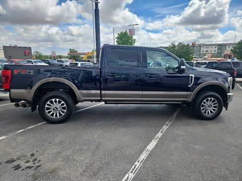 Used 2022 Ford F250 Lariat w/ Lariat Ultimate Package AWD/4WD image 6