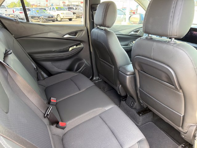 Used 2024 Buick Encore GX Preferred w/ Comfort Package FWD image 27