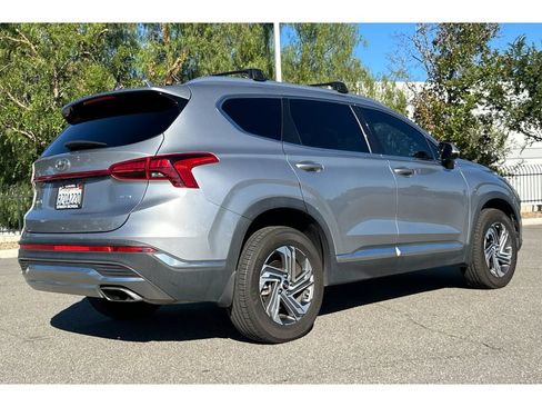 Used 2022 Hyundai Santa Fe SEL w/ Convenience Package image 6