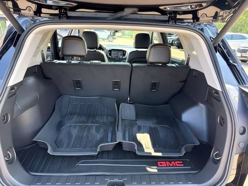 Used 2024 GMC Terrain AT4 AWD/4WD image 17