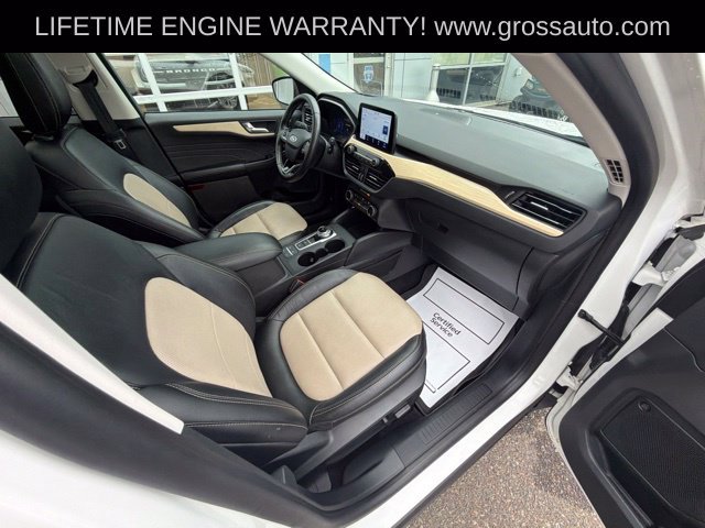 Used 2022 Ford Escape Titanium w/ Titanium Elite Package AWD/4WD image 27