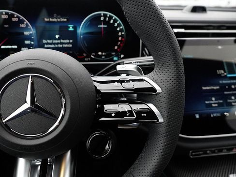 New 2026 Mercedes-Benz E 53 AMG e 4MATIC Sedan image 19