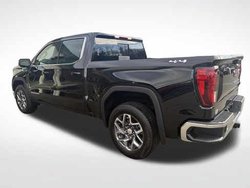 New 2026 GMC Sierra 1500 SLE w/ Preferred Package AWD/4WD image 4