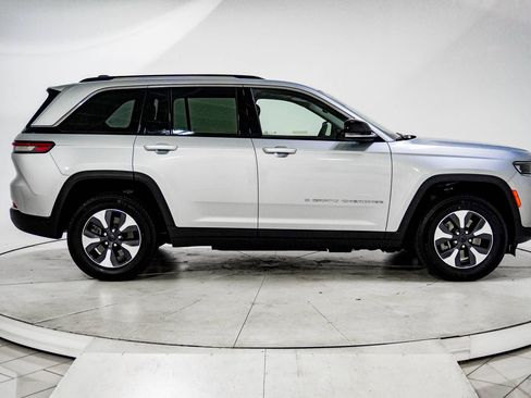 Used 2022 Jeep Grand Cherokee Limited 4xe AWD/4WD image 11