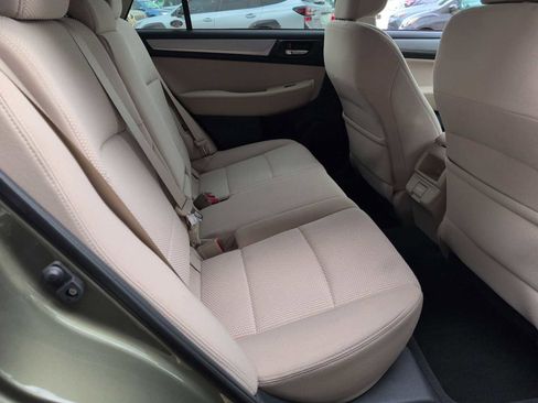 Used 2018 Subaru Outback 2.5i Premium image 20