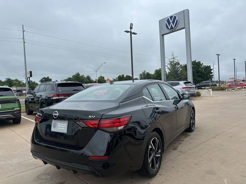 Used 2024 Nissan Sentra SV FWD image 5