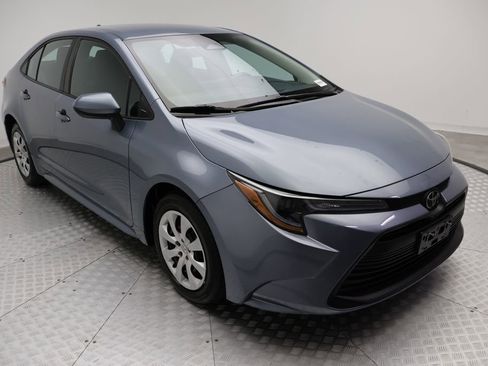 Certified 2023 Toyota Corolla LE image 6