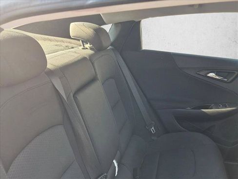 Used 2018 Chevrolet Malibu LS w/ LPO, Convenience Package 2 FWD image 13