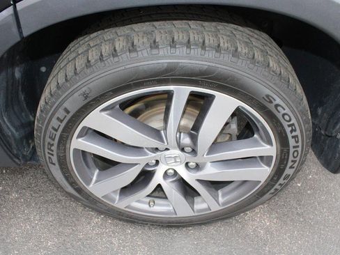 Used 2017 Honda Pilot Elite image 8