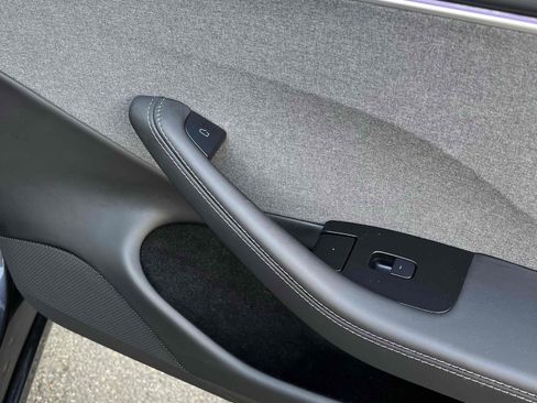 Used 2024 Tesla Model 3 Long Range RWD image 19
