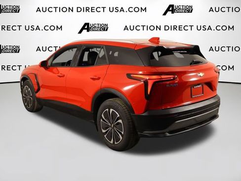 Used 2024 Chevrolet Blazer EV LT AWD/4WD image 43