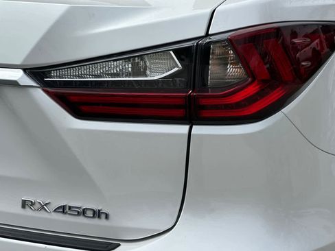 Used 2022 Lexus RX 450h AWD w/ Premium Package image 28