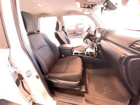 Used 2022 Toyota 4Runner TRD Off-Road AWD/4WD image 24