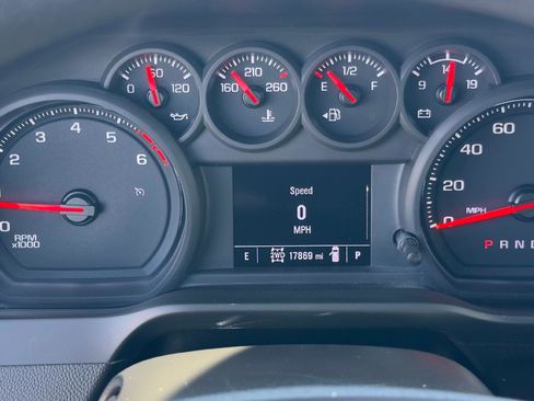 Used 2025 Chevrolet Silverado 2500 W/T w/ WT Convenience Package image 15