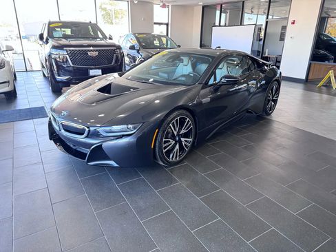 Used 2015 BMW i8 image 7