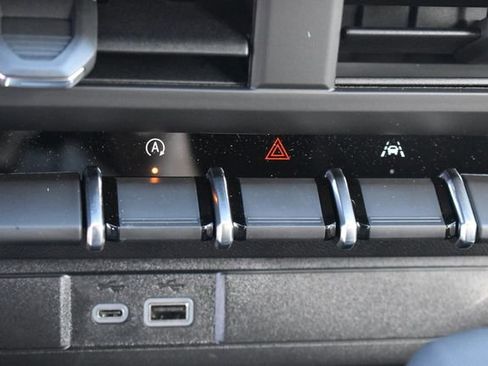 New 2026 Chevrolet Colorado W/T AWD/4WD image 29