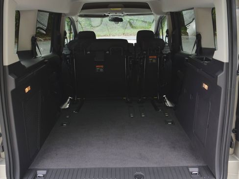 Used 2016 Ford Transit Connect XLT image 15