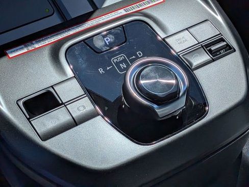 New 2026 Subaru Solterra Premium image 17