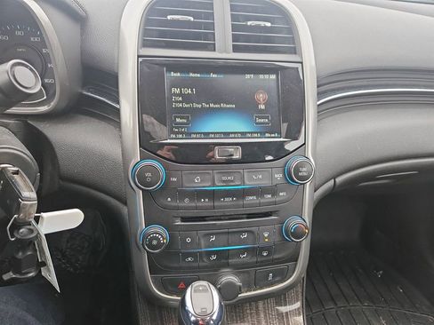 Used 2015 Chevrolet Malibu LT w/ Power Convenience Package image 24