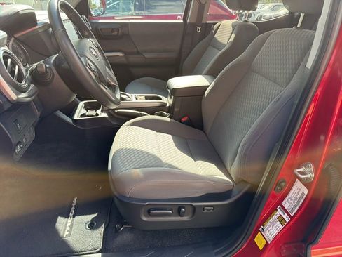 Used 2023 Toyota Tacoma SR5 RWD image 5