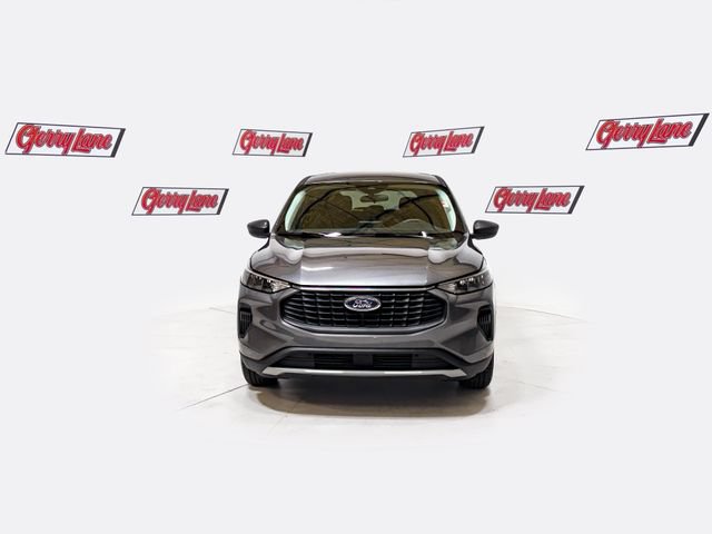 Used 2025 Ford Escape Active FWD image 2