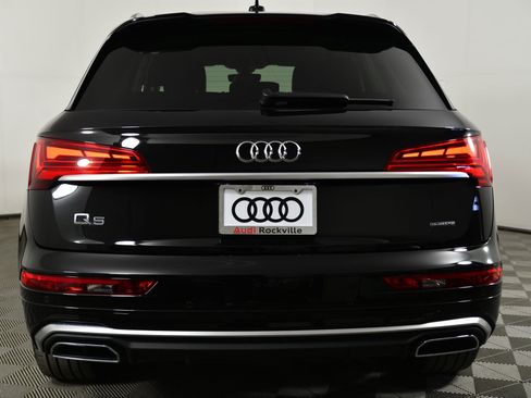 Certified 2025 Audi Q5 e Premium Plus image 10