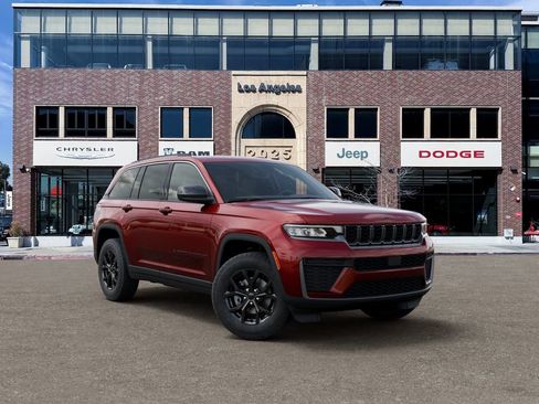 New 2026 Jeep Grand Cherokee Altitude RWD image 5