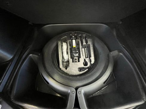 Used 2021 Jeep Grand Cherokee Limited image 29