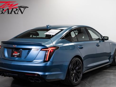 Used 2023 Cadillac CT5 V Blackwing RWD image 5