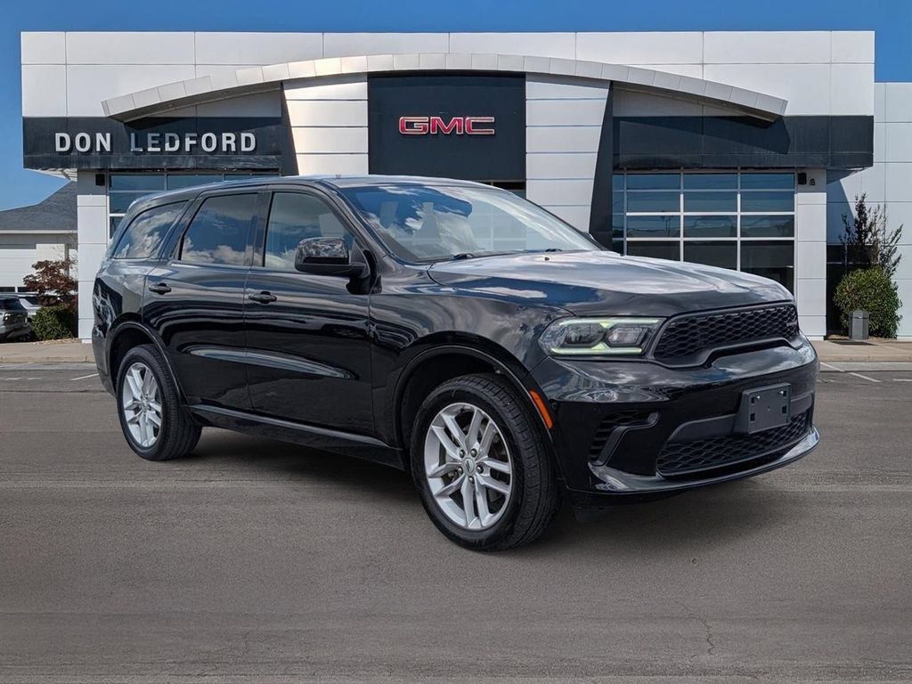 Used 2025 Dodge Durango GT AWD/4WD image 1