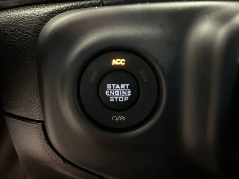 Used 2018 Jeep Wrangler Unlimited Sport S AWD/4WD image 15
