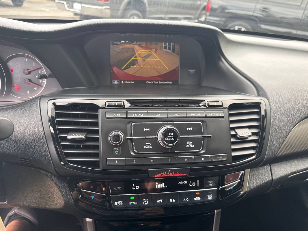 Used 2017 Honda Accord Sport image 28