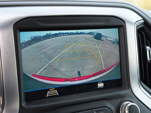 Used 2021 GMC Sierra 1500 SLE image 13