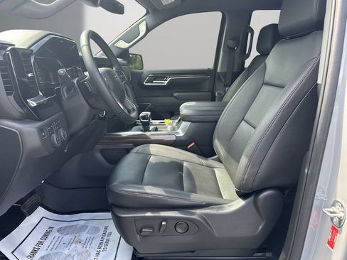 Used 2025 Chevrolet Silverado 1500 RST w/ RST All Star Premium Package AWD/4WD image 12