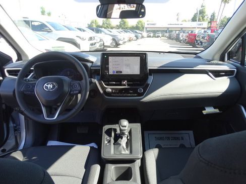 New 2026 Toyota Corolla Cross LE FWD image 15