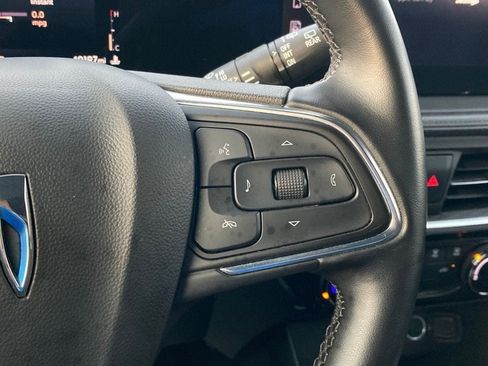 Used 2024 Buick Encore GX Sport Touring FWD image 17